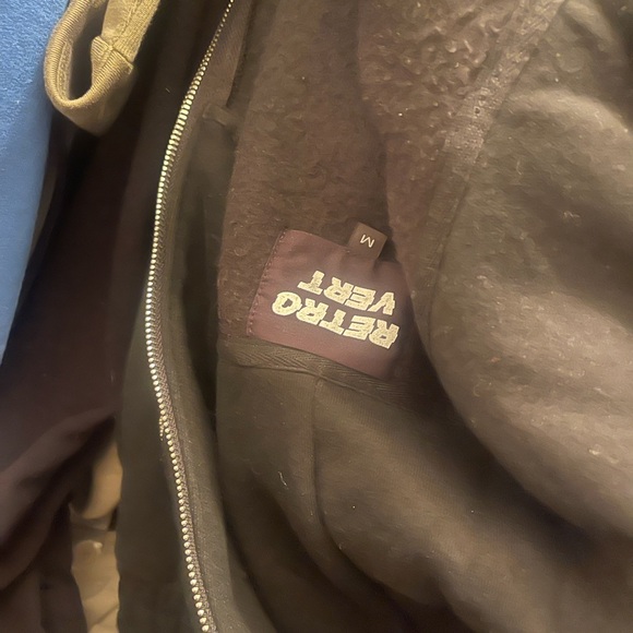 Retrovert Hoodie Set - Picture 3 of 4